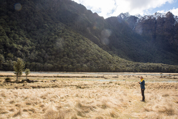 Helena auf dem Routeburn Track